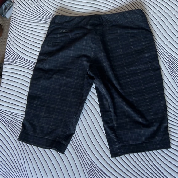 Columbia shorts - Picture 2 of 4